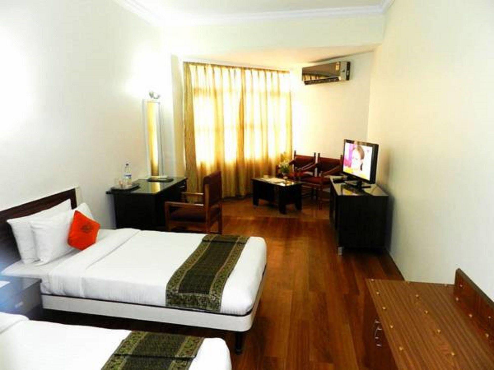 Amarpreet, Chhatrapati Sambhajinagar - Am Hotel Kollection Aurangābād Extérieur photo