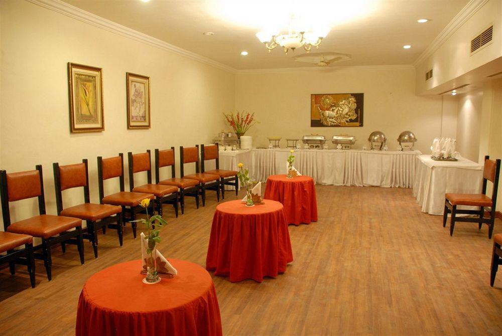Amarpreet, Chhatrapati Sambhajinagar - Am Hotel Kollection Aurangābād Extérieur photo